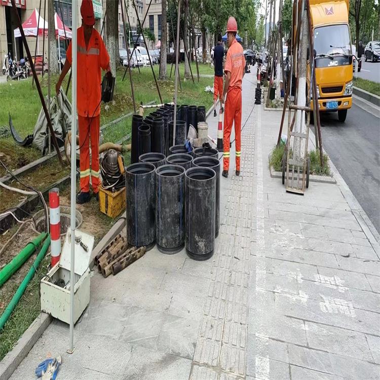 沁园街道管道短管置换修复